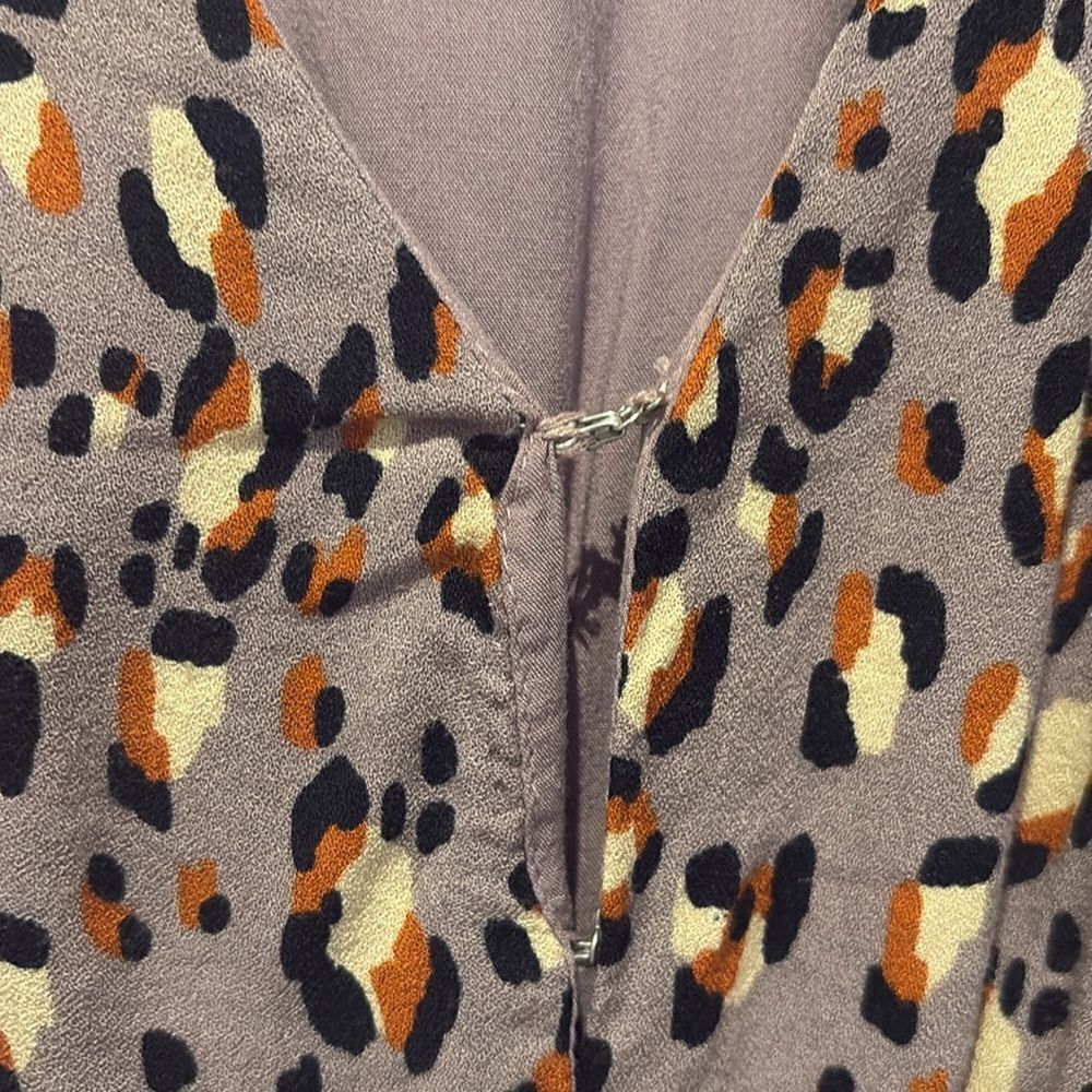 Karlie Leopard Print Ruffle dress SZ medium - Picture 4 of 10